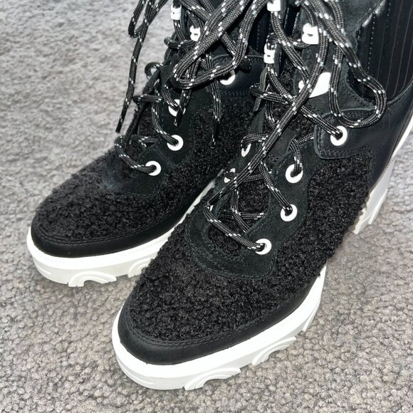 SOREL BREX HEEL COZY LACE-UP BOOTIE - FAUX SHEARLING  BLACK & WHITE EUC SIZE 7.5 - Picture 2 of 15